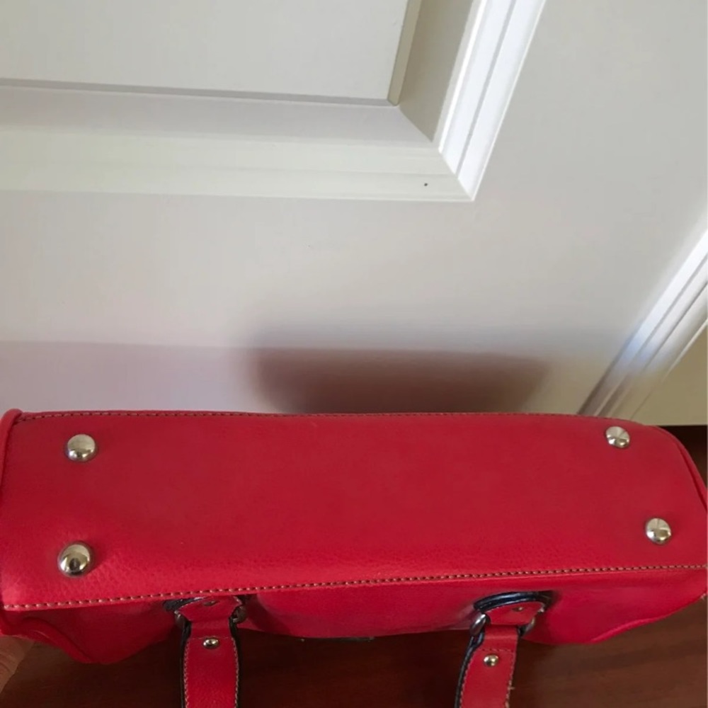 Red handbag - Picture 5 of 6